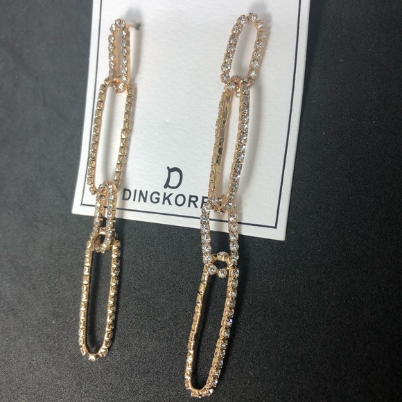 Jewelry - NEW-RhinestoneLinks Dainty/Stylish/Dangler Earring